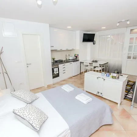 Studio Apartman - Zenta *